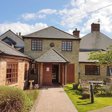 Roade House Hotel Northampton Eksteriør billede